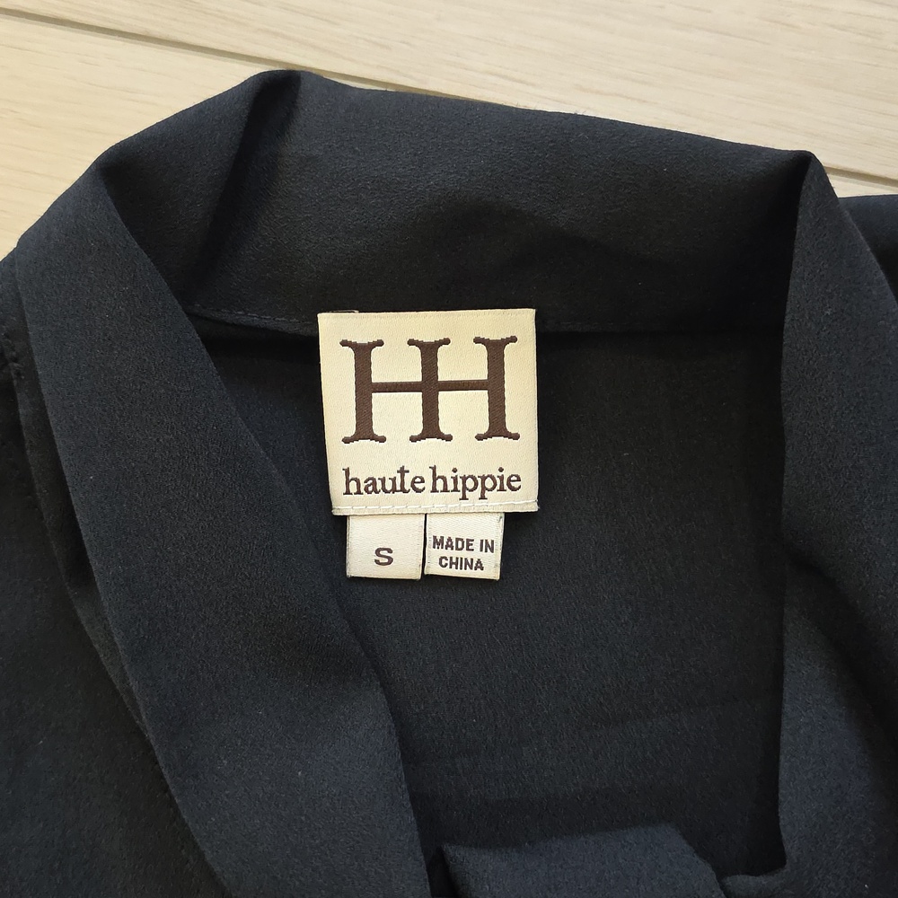 Haute Hippie Women’s Black Sleeveless Wrap Tie-Neck Top - Picture 6 of 9